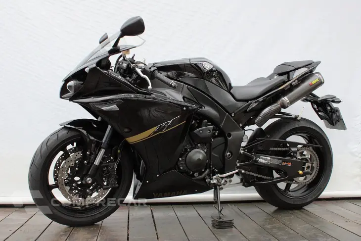 YAMAHA YZF R1