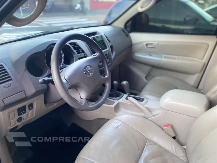 HILUX SW4 3.0 4X4 8V Turbo