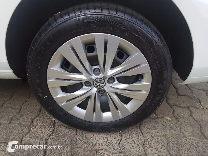 VOYAGE 1.0 12V MPI TOTALFLEX 4P MANUAL