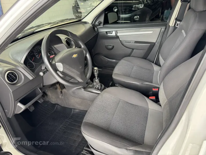 CELTA 1.0 MPFI LT 8V