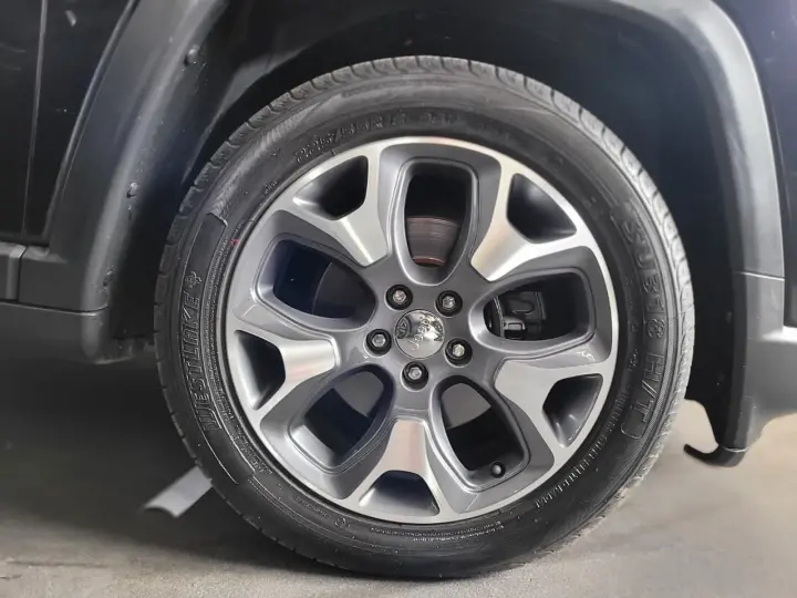 COMPASS LIMITED 2.0 4x2 Flex 16V Aut.