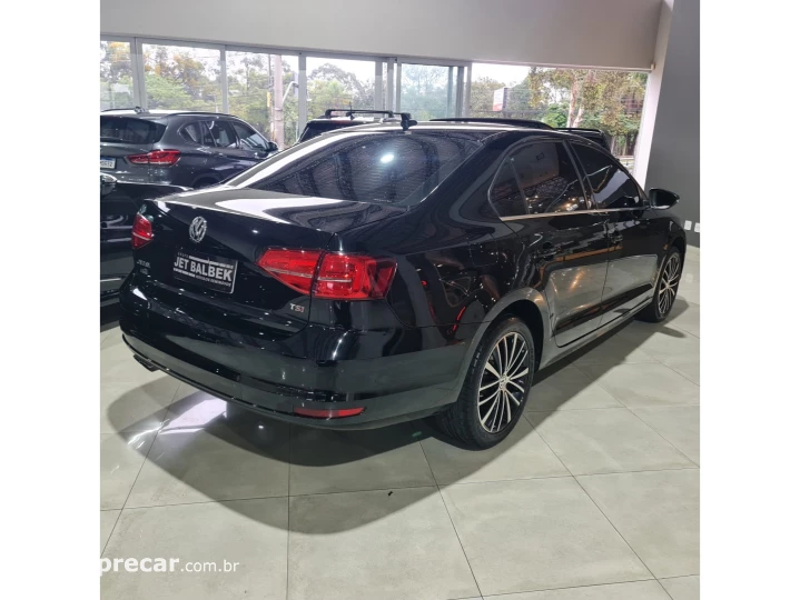 JETTA 2.0 TSI HIGHLINE 211CV GASOLINA 4P TIPTRONIC