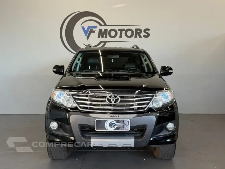 HILUX SW4 3.0 SRV 4X4 7 LUGARES 16V TURBO INTERCOOLER DIESEL