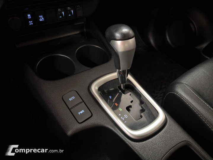 HILUX 2.8 D-4D TURBO DIESEL CD SRX 4X4 AUTOMÁTICO