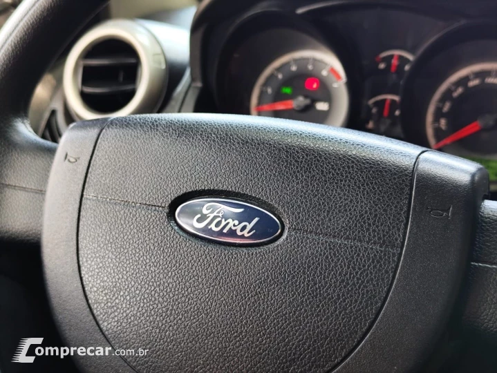 FIESTA 1.6 MPI SEDAN 8V FLEX 4P MANUAL