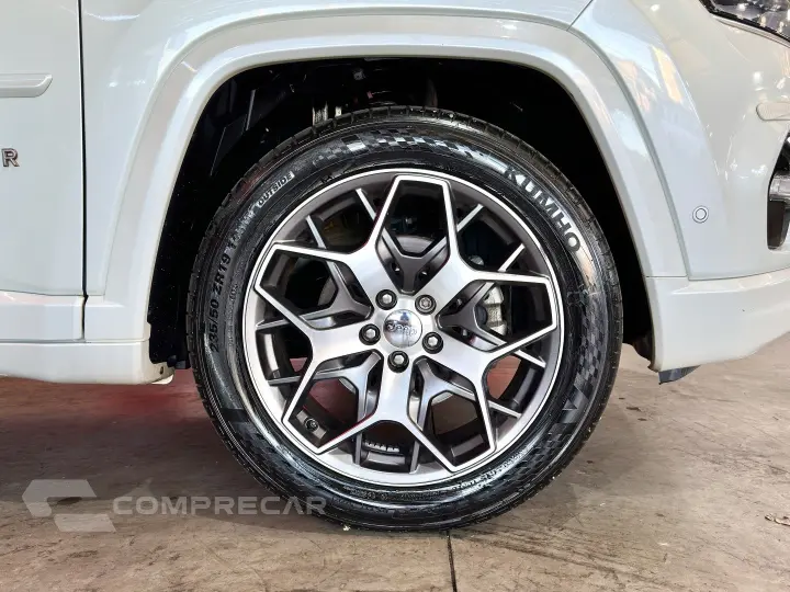 COMMANDER 1.3 T270 TURBO FLEX OVERLAND AT6