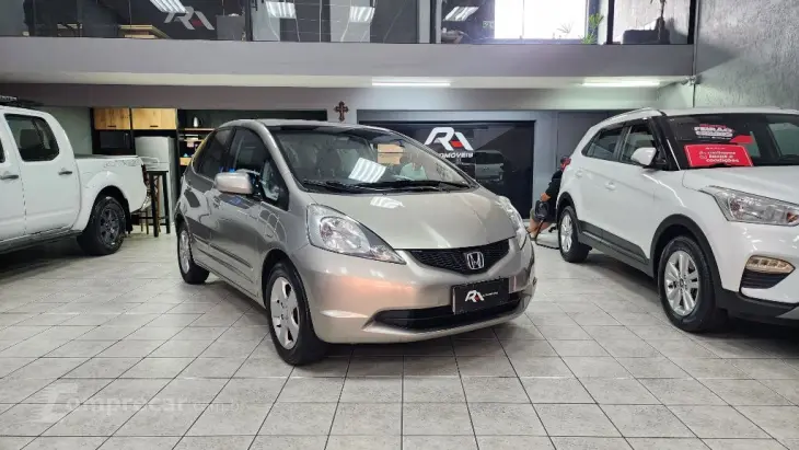 Fit LX 1.4/ 1.4 Flex 8V/16V 5p Mec.