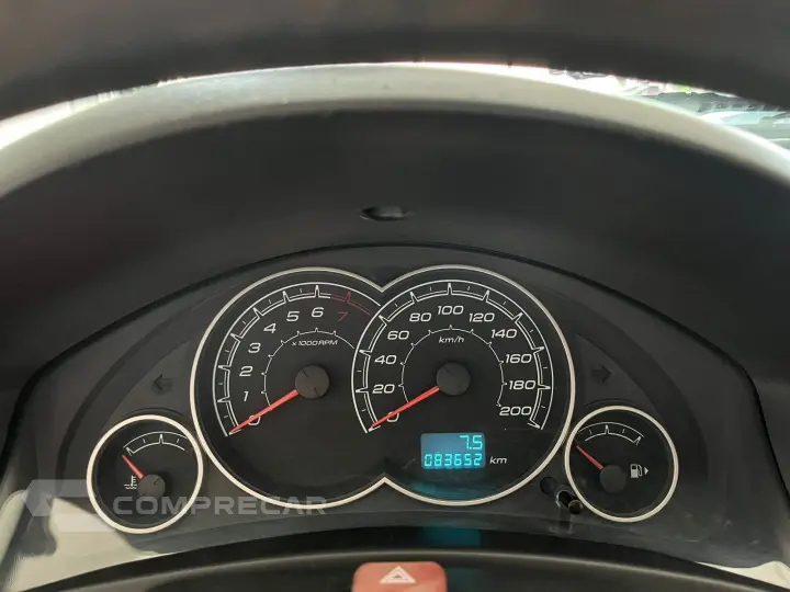 CELTA 1.0 MPFI LT 8V