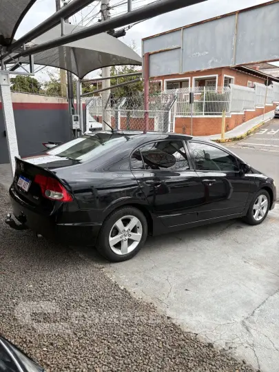 Civic 1.8 16V 4P FLEX LXS AUTOMÁTICO