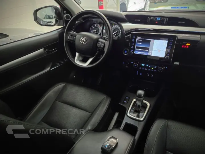 HILUX 2.8 D-4D TURBO DIESEL CD SRX 4X4 AUTOMÁTICO