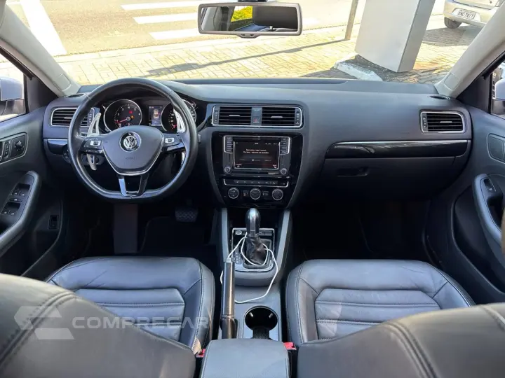 JETTA Highline 2.0 TSI 16V 4p Tiptronic