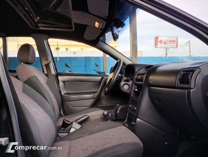 Astra Hatch 2.0 16V 4P GSI