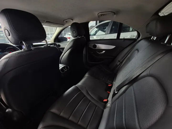 C 180 1.6 CGI Exclusive