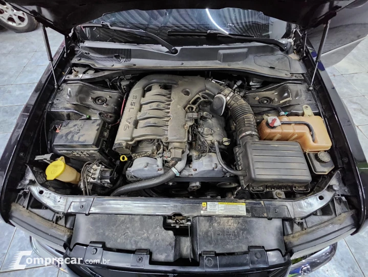 300C V6