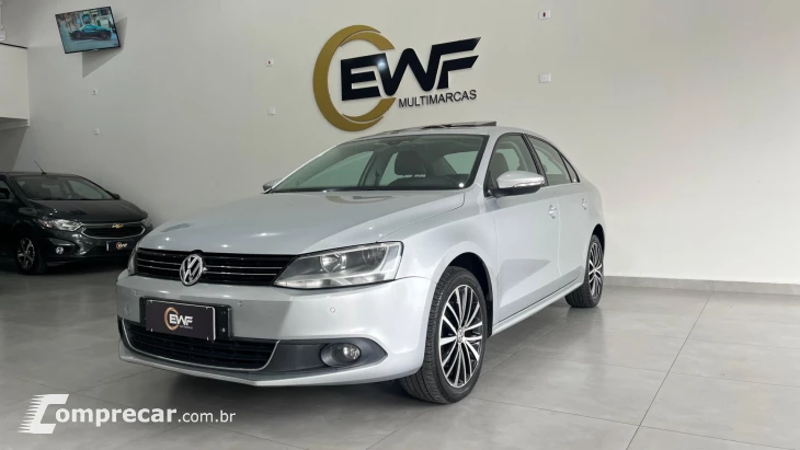 JETTA Highline 2.0 TSI 16V 4p Tiptronic