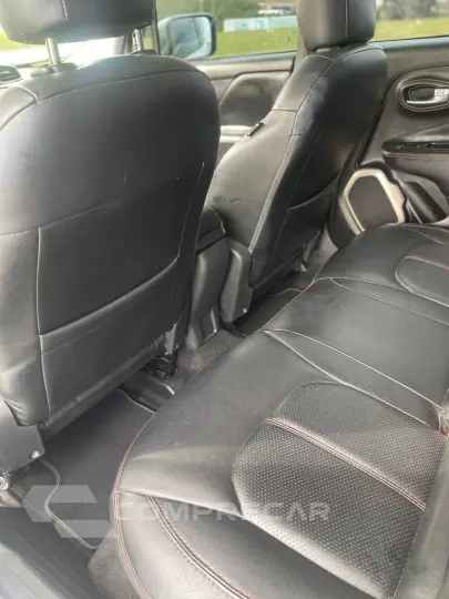RENEGADE 1.8 16V Longitude