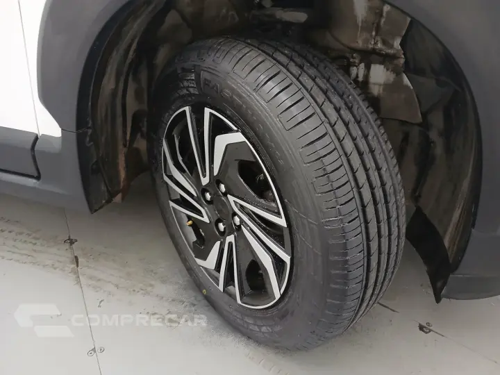 SPIN 1.8 LT 8V FLEX 4P AUTOMÁTICO