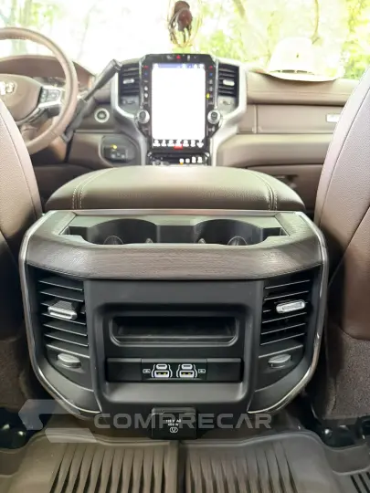 2500 6.7 I6 Turbo Laramie CD 4X4