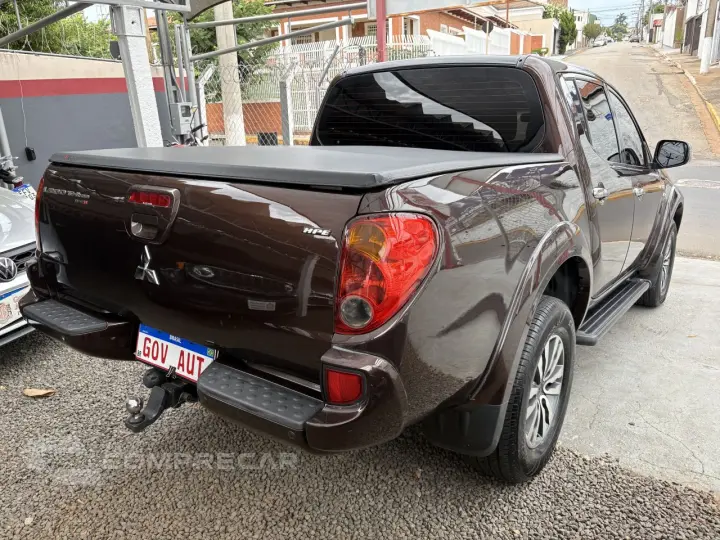 L 200 Triton 3.2 16V HPE 4X4 CABINE DUPLA TURBO DIESEL INTER
