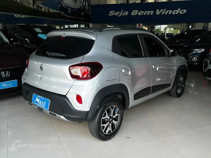 KWID 1.0 12V SCE FLEX OUTSIDER MANUAL