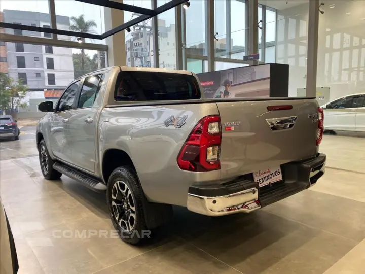 HILUX 2.8 D-4D TURBO DIESEL CD SRV 4X4 AUTOMÁTICO