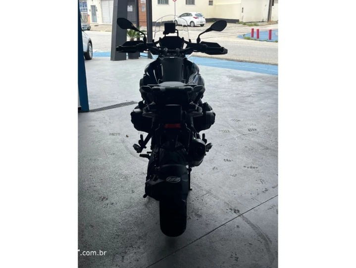 R 1300 GS TRIPLE BLACK