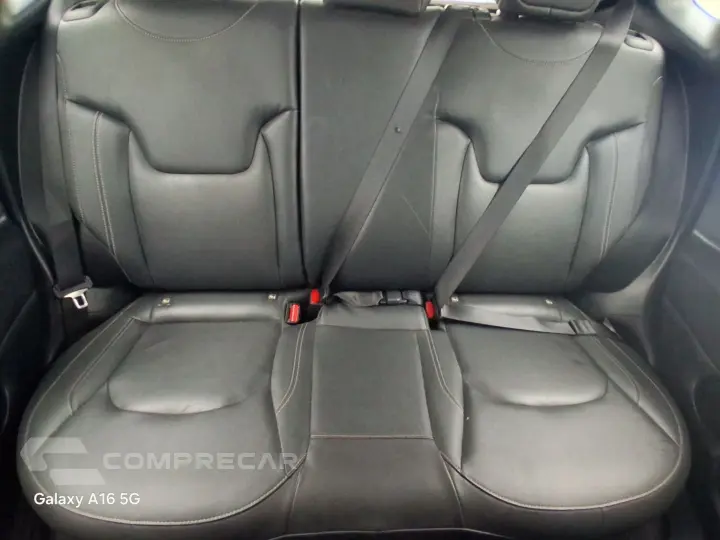 RENEGADE 1.3 T270 TURBO FLEX LONGITUDE AT6
