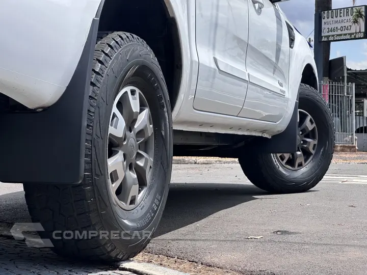 RANGER 2.5 XLS 4X2 CD 16V FLEX 4P MANUAL