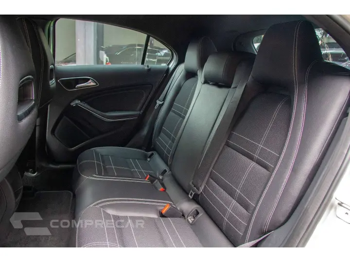 A 200 1.6 TURBO URBAN 16V GASOLINA 4P AUTOMÁTICO