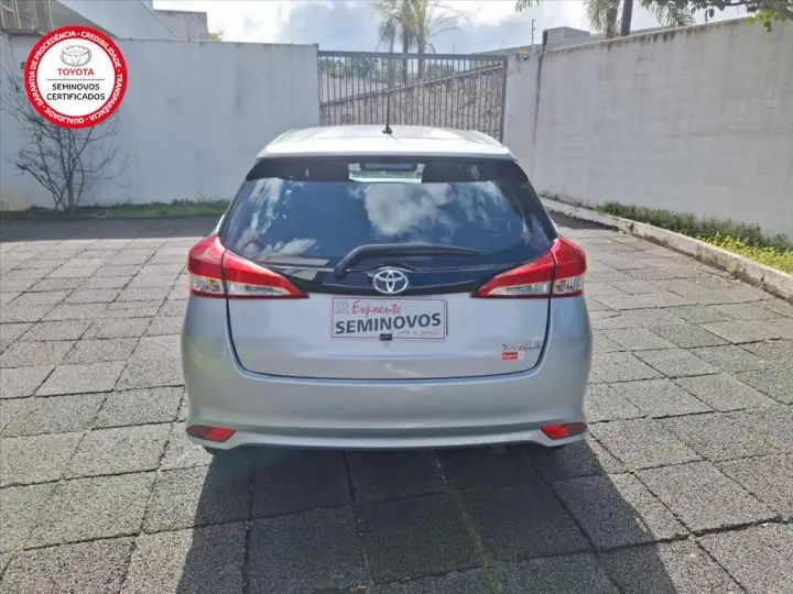 YARIS 1.5 16V FLEX XL MULTIDRIVE