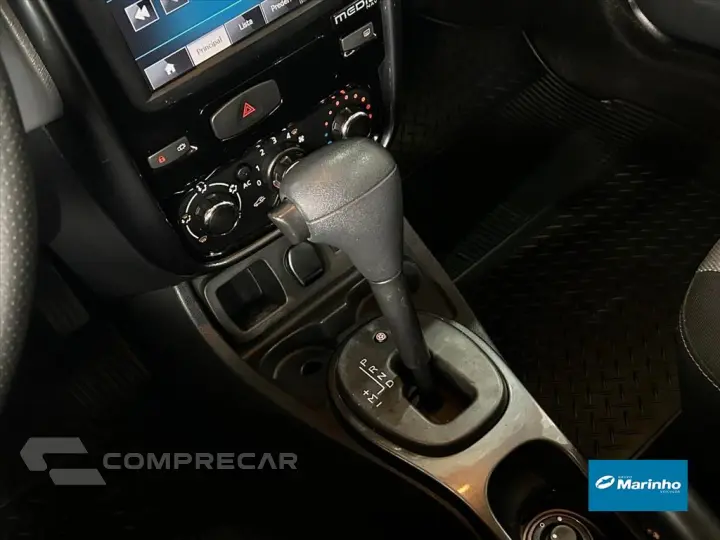 DUSTER 2.0 DYNAMIQUE 4X2 16V FLEX 4P AUTOMÁTICO