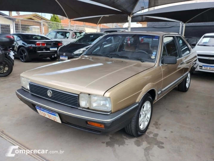 SANTANA 2.0 GLS 8V