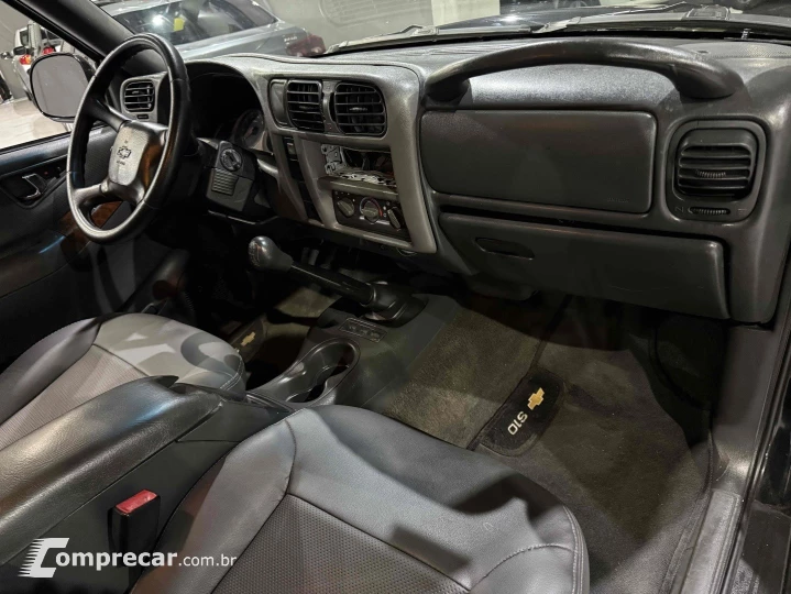 S10 2.4 MPFI EXECUTIVE 4X2 CD 8V FLEX 4P MANUAL