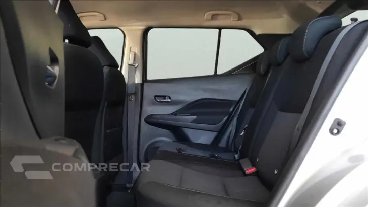 KICKS PLAY 1.6 16V FLEXSTART SENSE XTRONIC