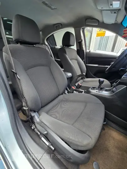 CRUZE LT 1.8 16V FlexPower 4p Mec.