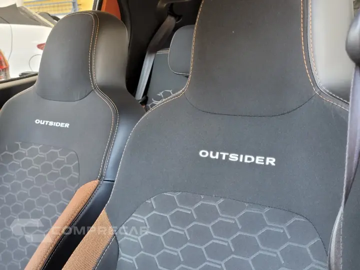 Kwid KWID OUTSIDER 1.0 Flex 12V 5p Mec.