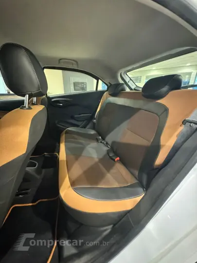 Onix Hatch 1.4 4P FLEX ACTIVE