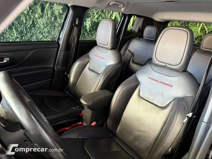 RENEGADE 2.0 16V Turbo Trailhawk 4X4