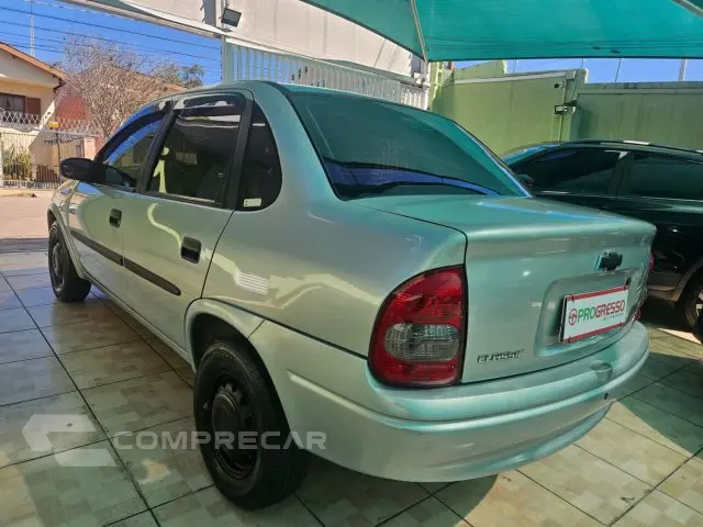 CLASSIC - 1.0 MPFI LIFE 8V 4P MANUAL