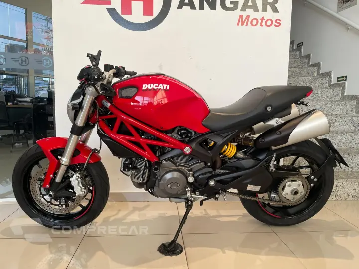 MONSTER 796