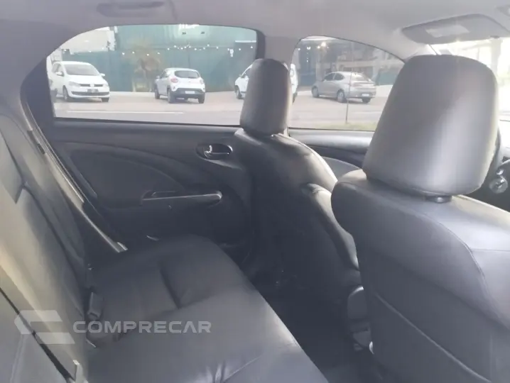 Etios Sedan 1.5 16V 4P FLEX PLATINUM AUTOMÁTICO