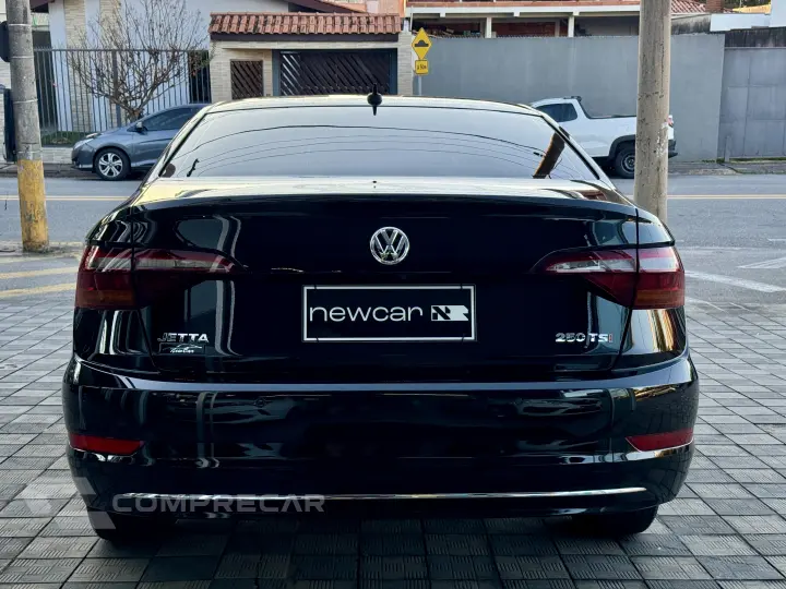 JETTA Comfort. 250 TSI 1.4 Flex 16v Aut.