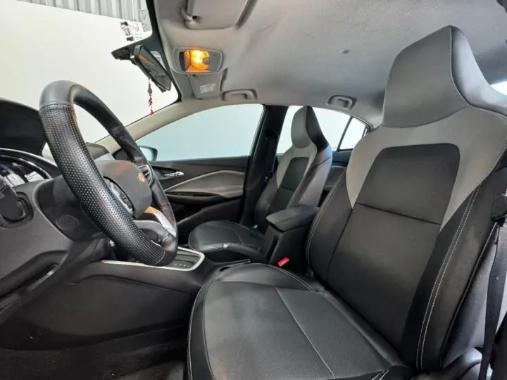 ONIX 1.0 TURBO FLEX PLUS PREMIER AUTOMÁTICO