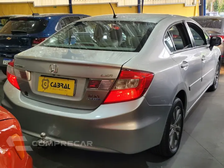 Civic Sedan LXR 2.0 Flexone 16V Aut. 4p