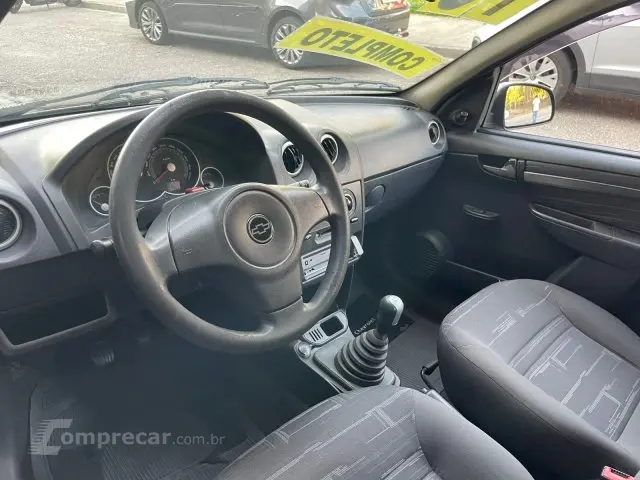 PRISMA - 1.0 MPFI VHCE MAXX 8V 4P MANUAL