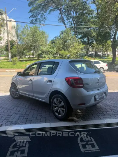 SANDERO Authentique Hi-Power 1.0 16V 5p