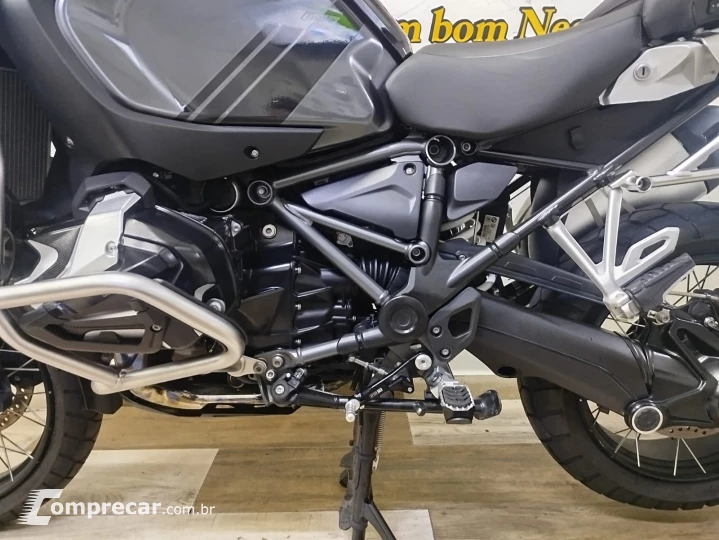 BMW R1250 GS TRIPLE BLACK ADVENTURE OPTION