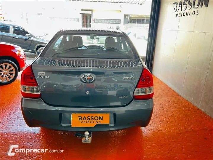 ETIOS 1.5 XS Sedan 16V