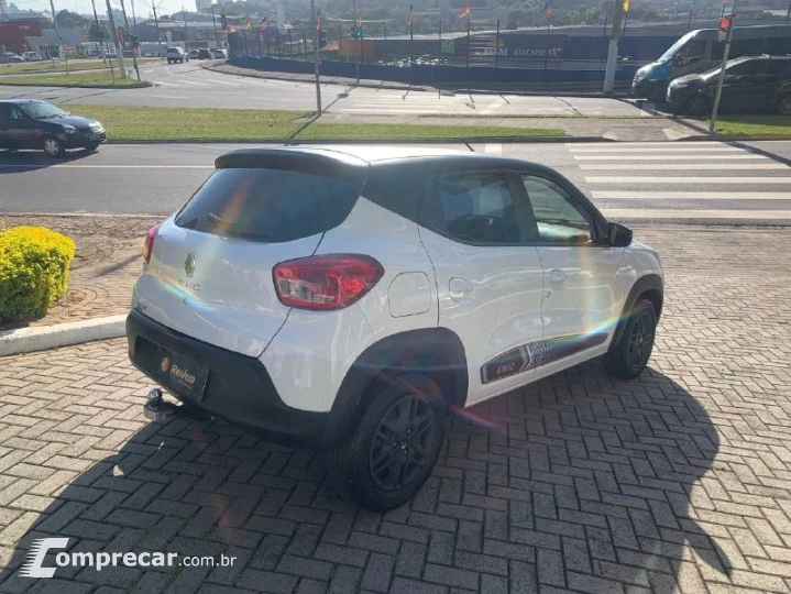 Kwid KWID Intense 1.0 Flex 12V 5p Mec.