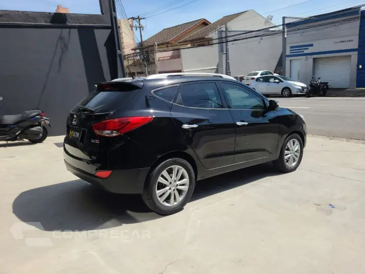 ix35 2.0 16V 170cv 2WD/4WD Aut.